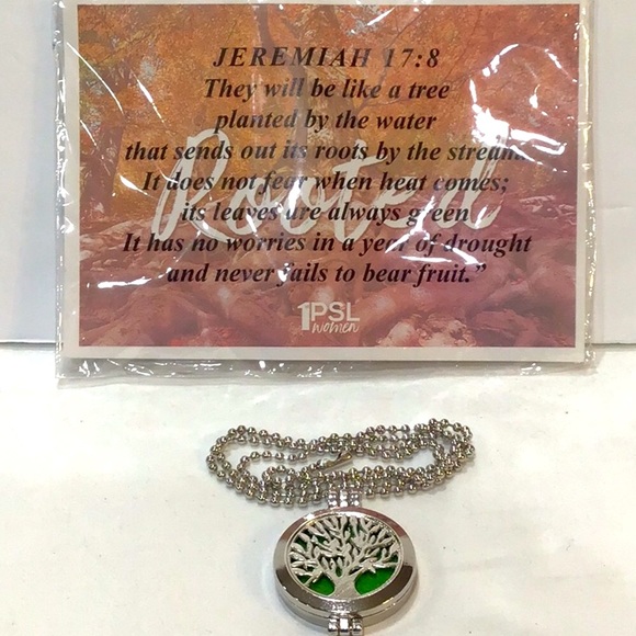 Christian Tree of Life Perfume locket Necklace - Picture 1 of 4